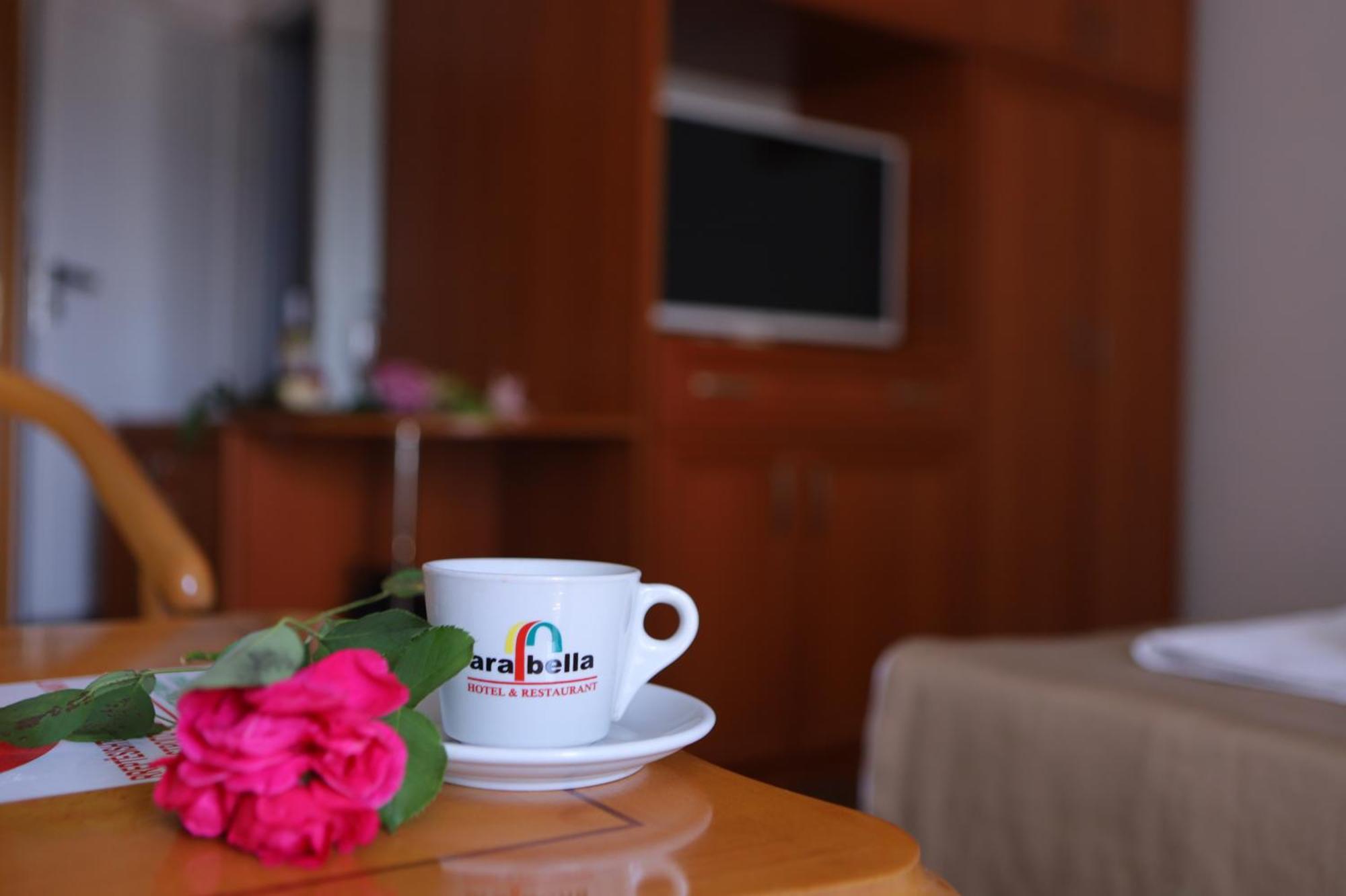Arabella Hotel Kičevo Exterior foto